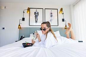 The Godfrey Hotel Hollywood