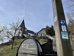 Burghaus & Villa Kronenburg