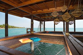 The Colonial at Jaguar Reef