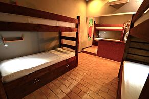 Lost & Found - Guesthouse & Suites