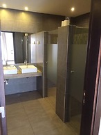 Lost & Found - Guesthouse & Suites