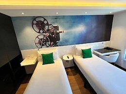ibis styles Montevideo Biarritz Hotel