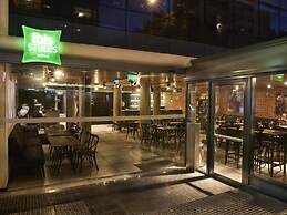 ibis styles Montevideo Biarritz Hotel