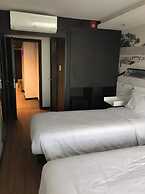 ibis styles Montevideo Biarritz Hotel