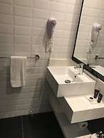 ibis styles Montevideo Biarritz Hotel