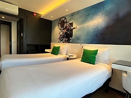 ibis styles Montevideo Biarritz Hotel