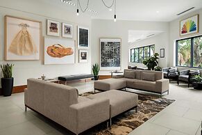 The Current Hotel, Autograph Collection