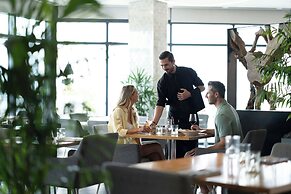 The Current Hotel, Autograph Collection