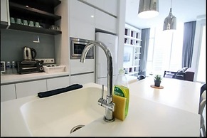 Platinum Suites by SYNC