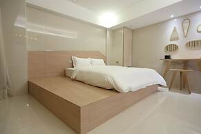 The Fantasy Apartment