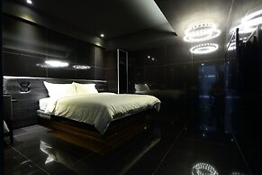 The Fantasy Apartment