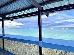 Giswold Lagunde Beach Resort