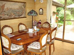 Hirotani Pension & Lodge