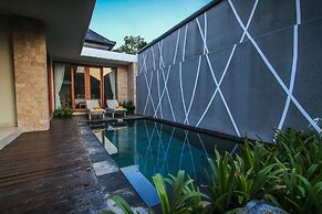 Giri Ungasan Villa