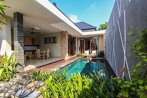 Giri Ungasan Villa