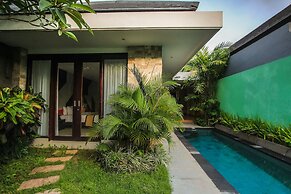 Giri Ungasan Villa