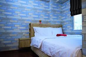 Roomku at Bassura City Apartment