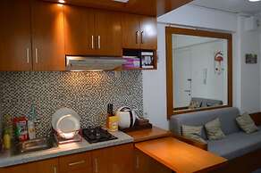 Roomku at Bassura City Apartment