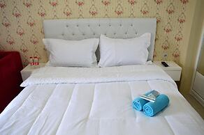 Roomku at Bassura City Apartment