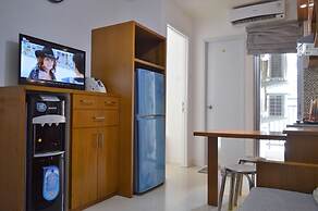 Roomku at Bassura City Apartment