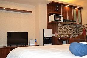 Roomku at Bassura City Apartment