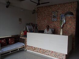 Hotel Roopam Dudhwa