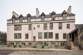 Cheval Abbey Strand Apartments, at Holyrood