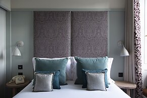 Cheval Abbey Strand Apartments, at Holyrood