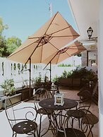 SunWine Bed & Breakfast