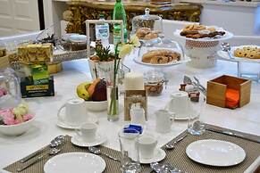 SunWine Bed & Breakfast