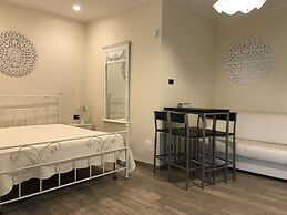 SunWine Bed & Breakfast