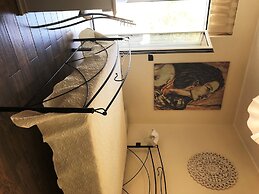 SunWine Bed & Breakfast