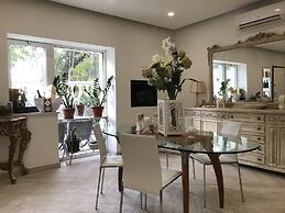 SunWine Bed & Breakfast