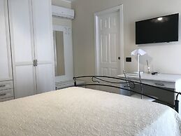 SunWine Bed & Breakfast