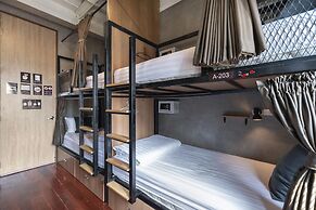 OYO 685 Am Bed Hostel