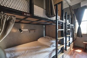 OYO 685 Am Bed Hostel