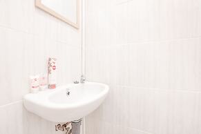 Super OYO 160 Lontar Residence