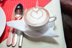 B.Maurice Guest House