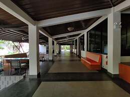 Fernvale Leisure Club and Resort