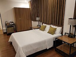 Fernvale Leisure Club and Resort