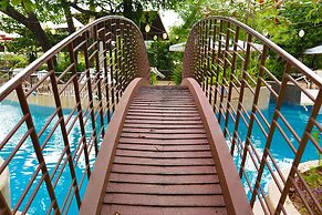 Fernvale Leisure Club and Resort