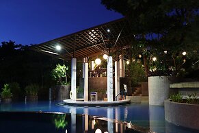 Fernvale Leisure Club and Resort