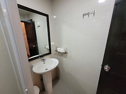 Fernvale Leisure Club and Resort