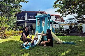 Fernvale Leisure Club and Resort