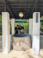 Fernvale Leisure Club and Resort