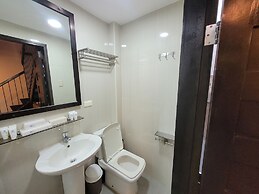 Fernvale Leisure Club and Resort