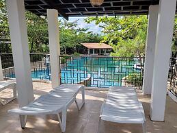 Fernvale Leisure Club and Resort