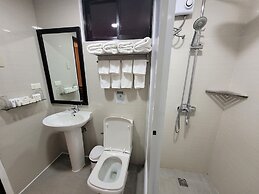 Fernvale Leisure Club and Resort