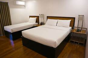 Fernvale Leisure Club and Resort