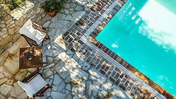 Mastrogiannis Villa Dafne